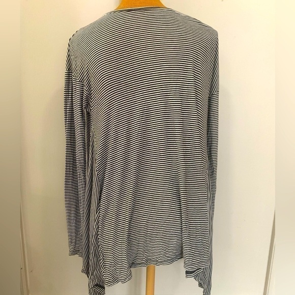 Women's Mossimo Stripe Shirt - Picture 2 of 8